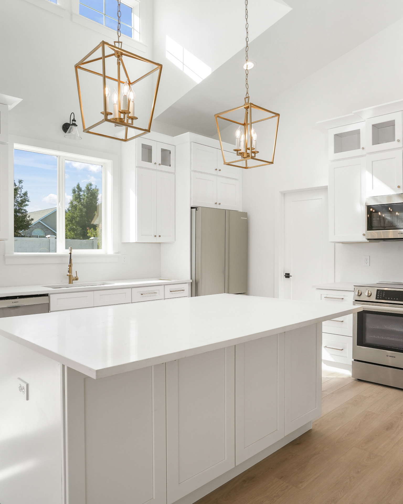 Open Kitchen & Island